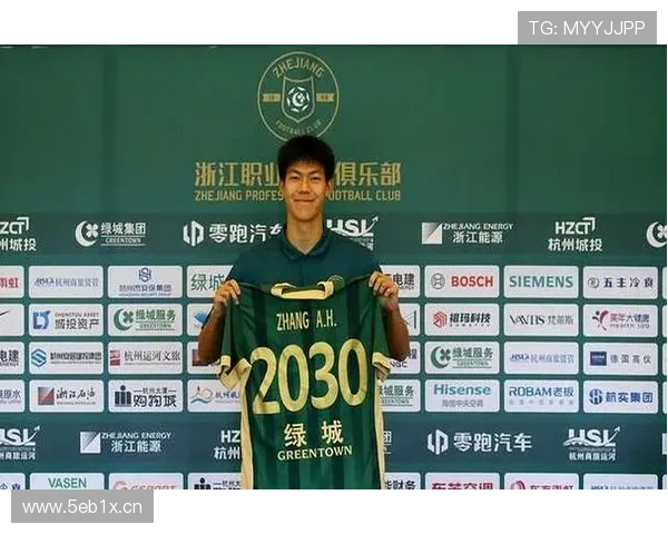 国足噩梦王博豪伤退张瑷晖挨批 国足噩梦王博豪伤退张瑷晖挨批