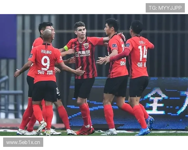 国足惨败开局 变阵5后卫让球员困惑